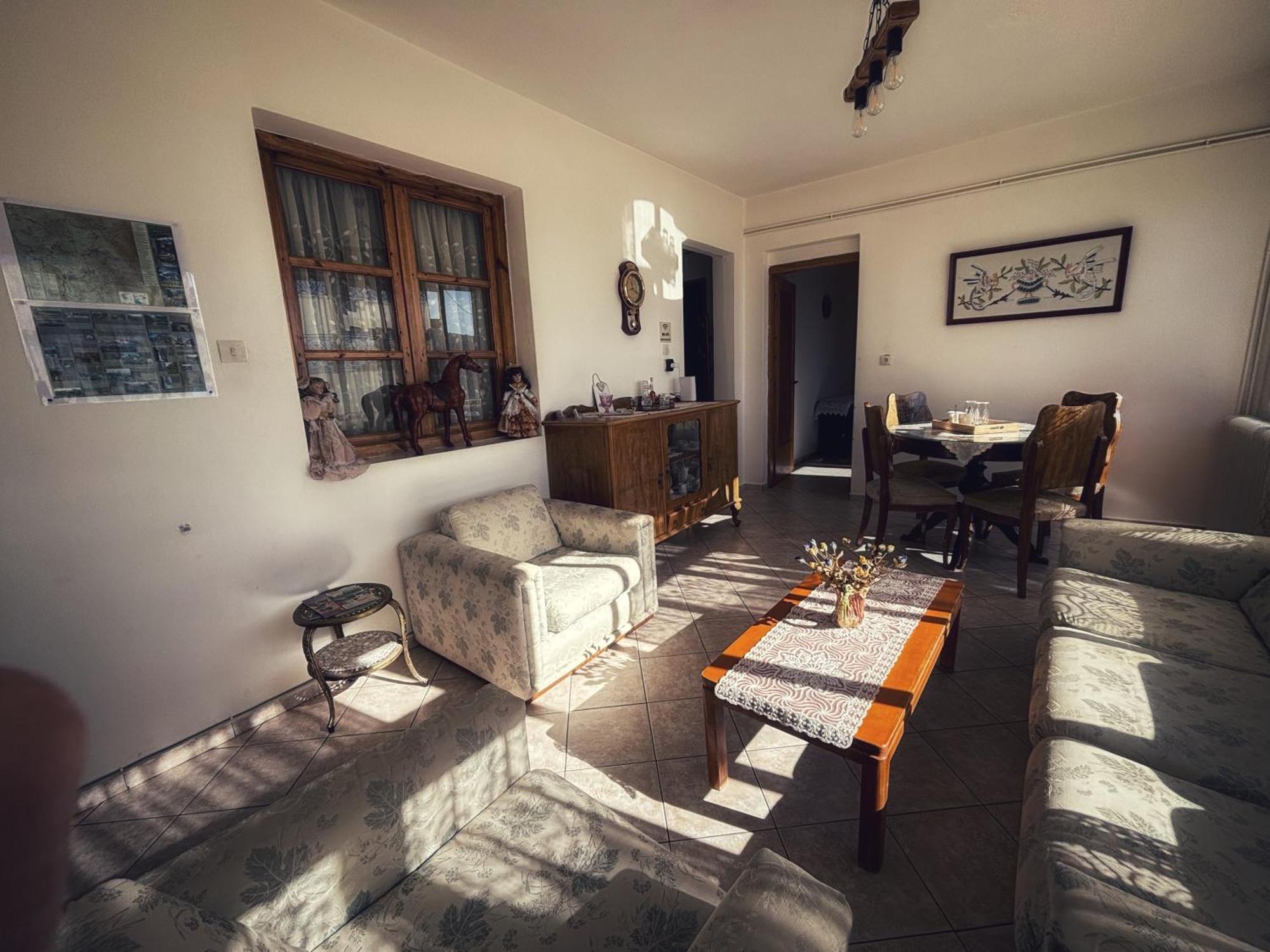 Georgaras Accommodation Platanoussa Luaran gambar